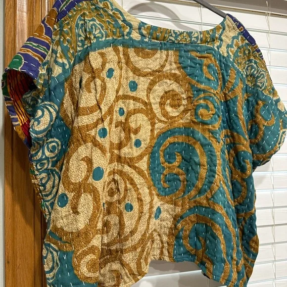 Handmade Kantha Cropped Top - Picture 6 of 8